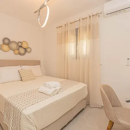 Di Sergio * Γλινάδο Νάξου